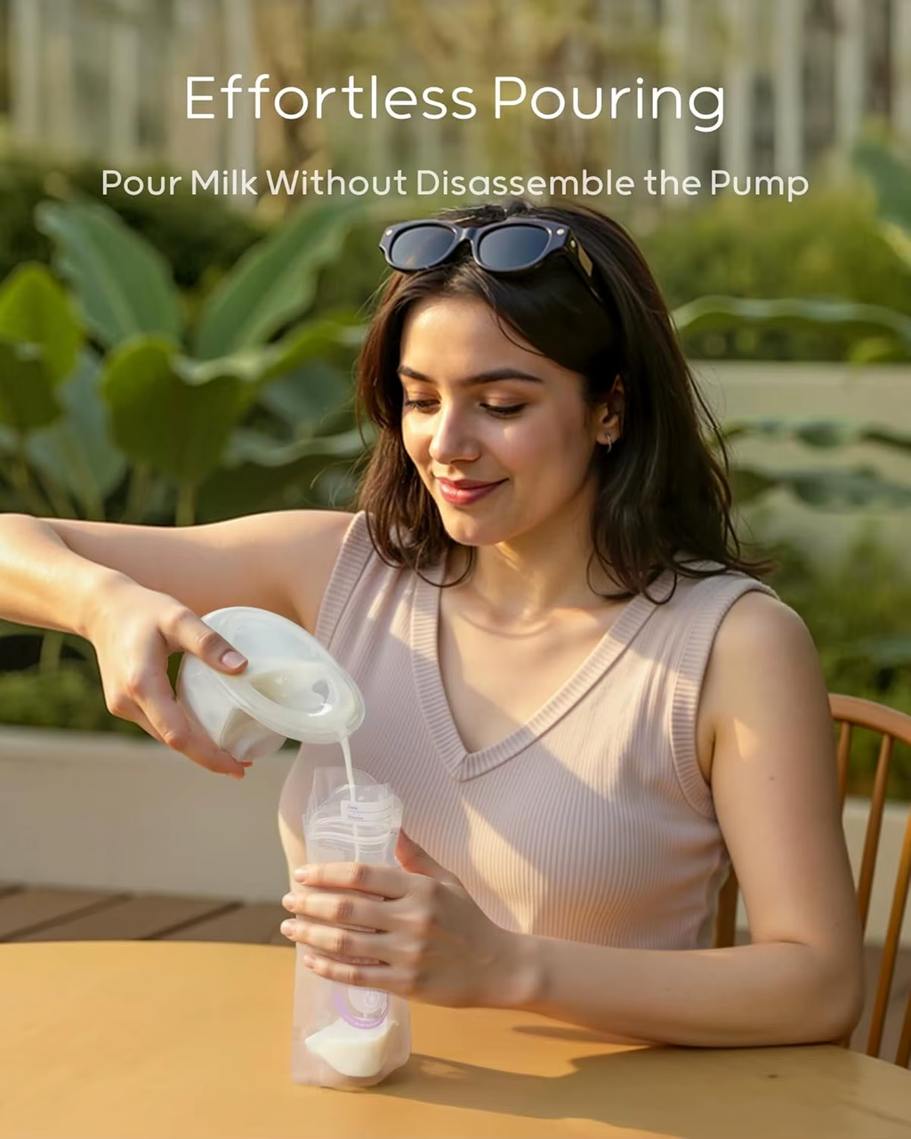 McAdo  Portable Double-sided White Breast Pump Silent Powerful Suction Electric Breast Pump For Baby BPA Free